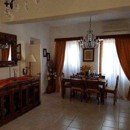 فيلا Nineta'S House Sea View Near The Airport أرتيميدا المظهر الخارجي الصورة