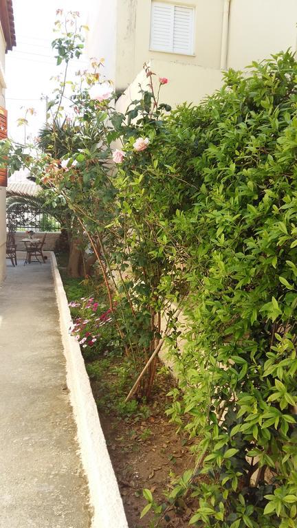 فيلا Nineta'S House Sea View Near The Airport أرتيميدا المظهر الخارجي الصورة
